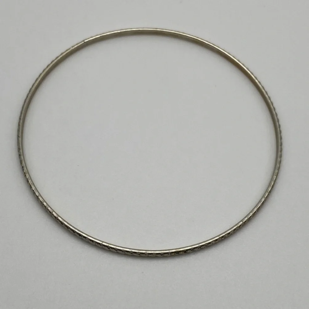Bangle Bracelets Silver Tone Textured‎ Boho 5 Piece Set
